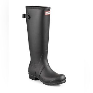 Hunter rain boot. Tall. Size 9
